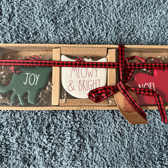 Rae Dunn Cat Christmas Ornaments NIB - Picture 5 of 6